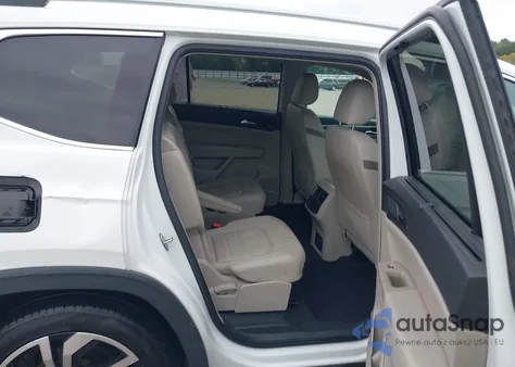 2021 Volkswagen Atlas 3.6L V6 Sel Premium z USA, uszkodzony, nr VIN 1V2TR2CA2MC547731